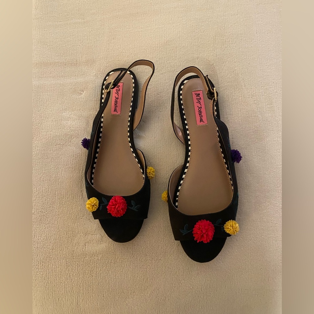 Colorful Floral Embellished Women's Sandals